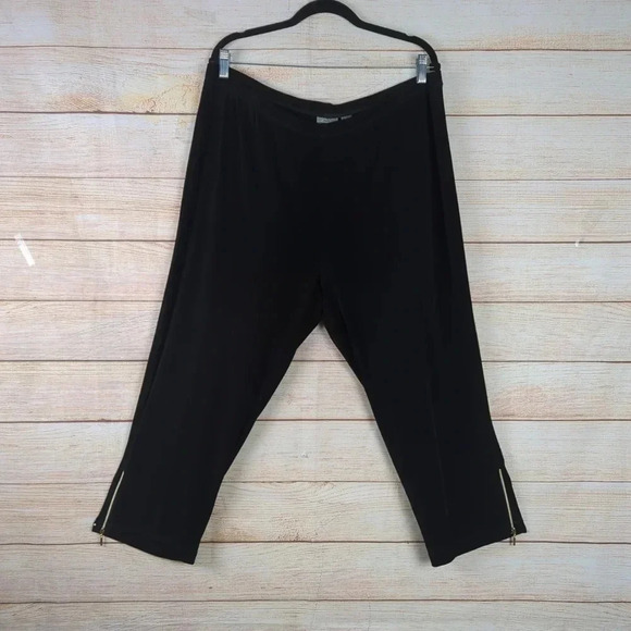 Chico's Travelers Size 3 (XL) Slinky Pullon Knit Pants Black Ankle Zip Straight - Picture 10 of 10